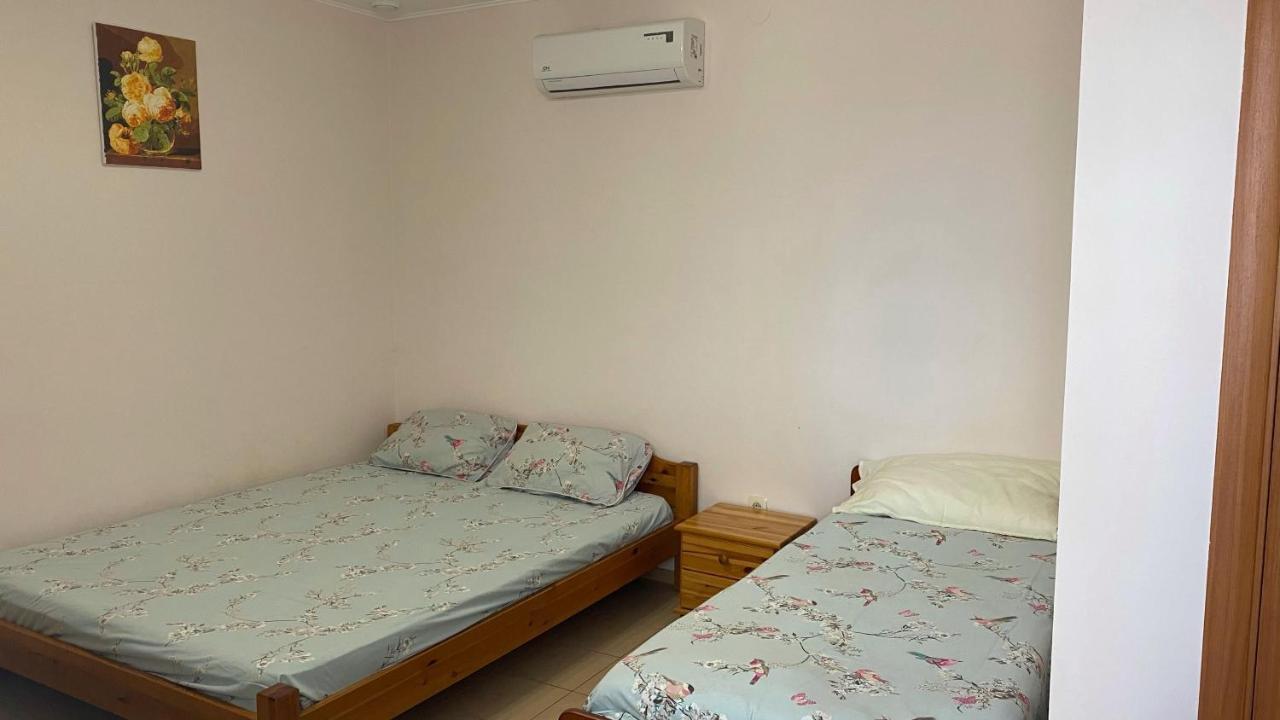 Mini-Hotel Luch Odessa Exteriör bild